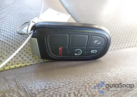 2016 Ram 1500 Laramie z USA, uszkodzony, nr VIN 1C6RR6NT5GS368196